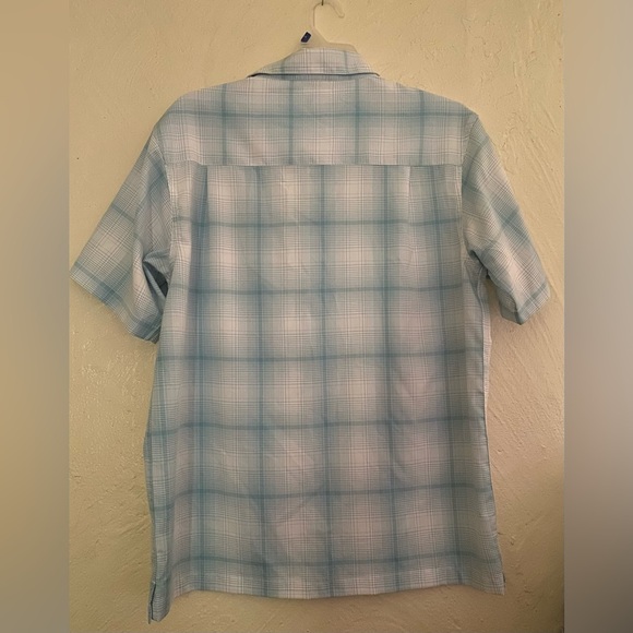 Haggar Button up Shirt - Picture 2 of 2